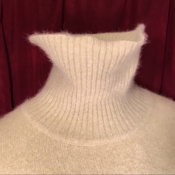 Angora Vintage Soft Fuzzy Knit Turtleneck Light Mint - Picture 6 of 11